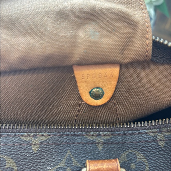 Louis Vuitton Speedy 30 - Picture 9 of 9